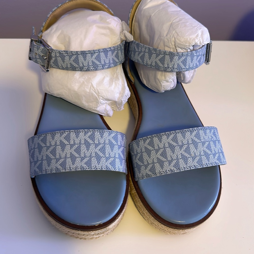 Michael Kors Women Size 10 (Never Worn)